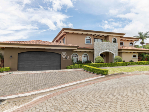 Casas Colinas de Montealegre