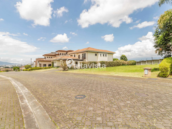 Lote Bosques de Altamonte