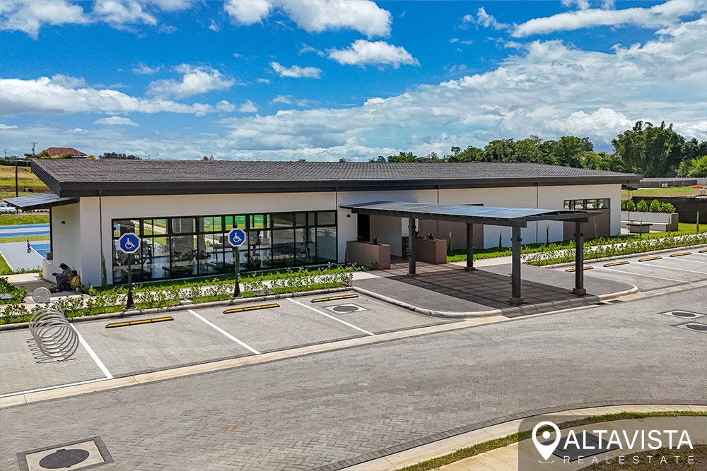 Condominio avenida del este