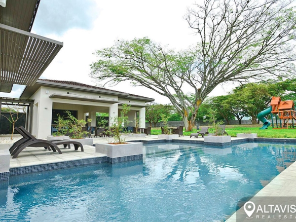 Condominio NYA Lindora