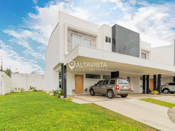 Residencial Altadena