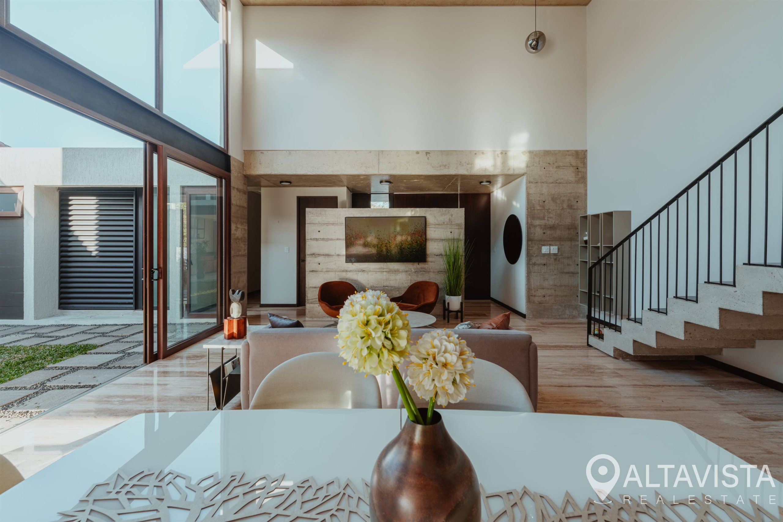 Alquiler de Casa en vía ciprés