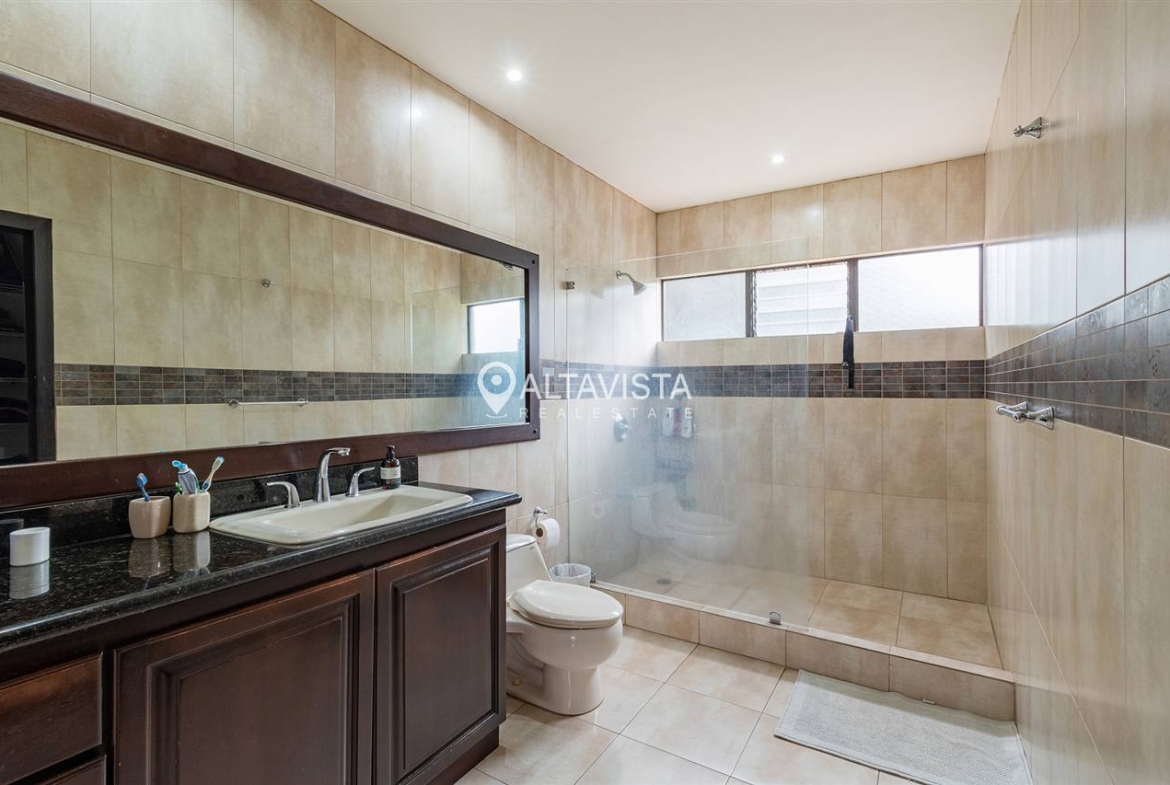 Casa Condominio Acacias Escazú