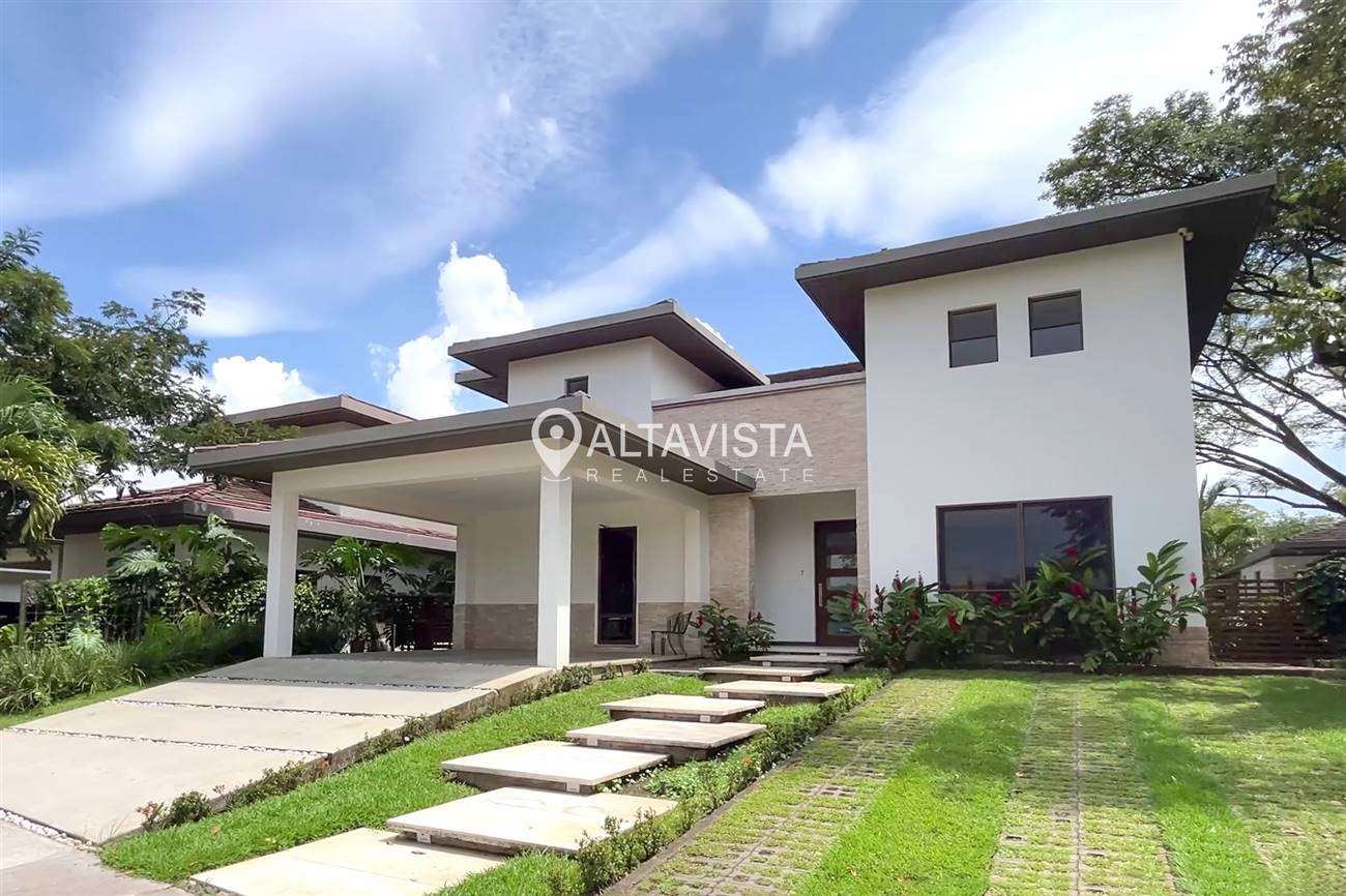 Condominio NYA Lindora