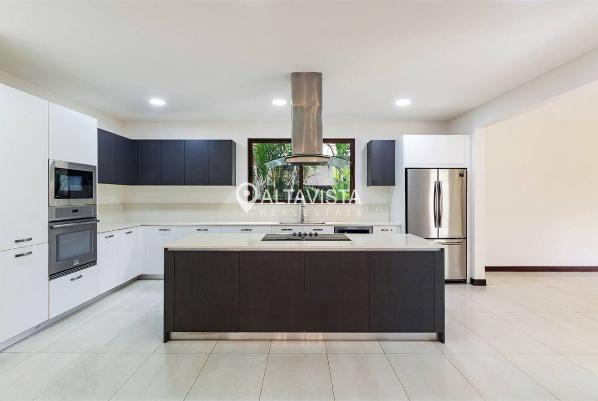 Condominio NYA Lindora