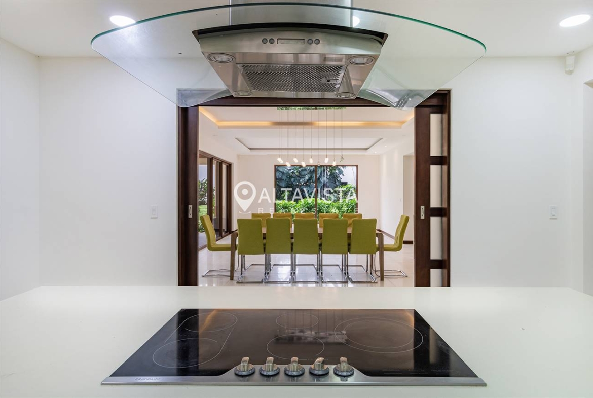 Condominio NYA Lindora