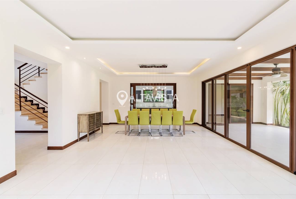 Condominio NYA Lindora