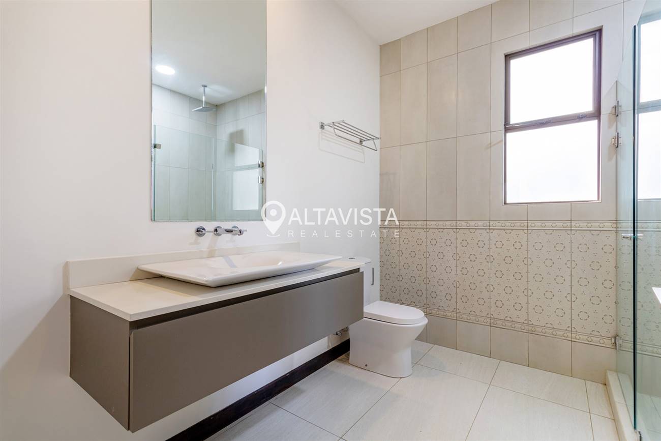 Condominio NYA Lindora