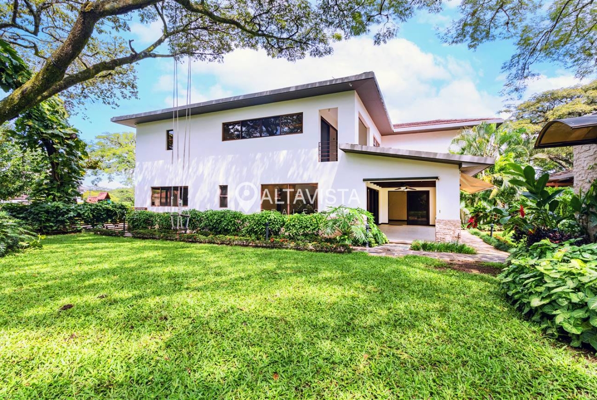 Condominio NYA Lindora