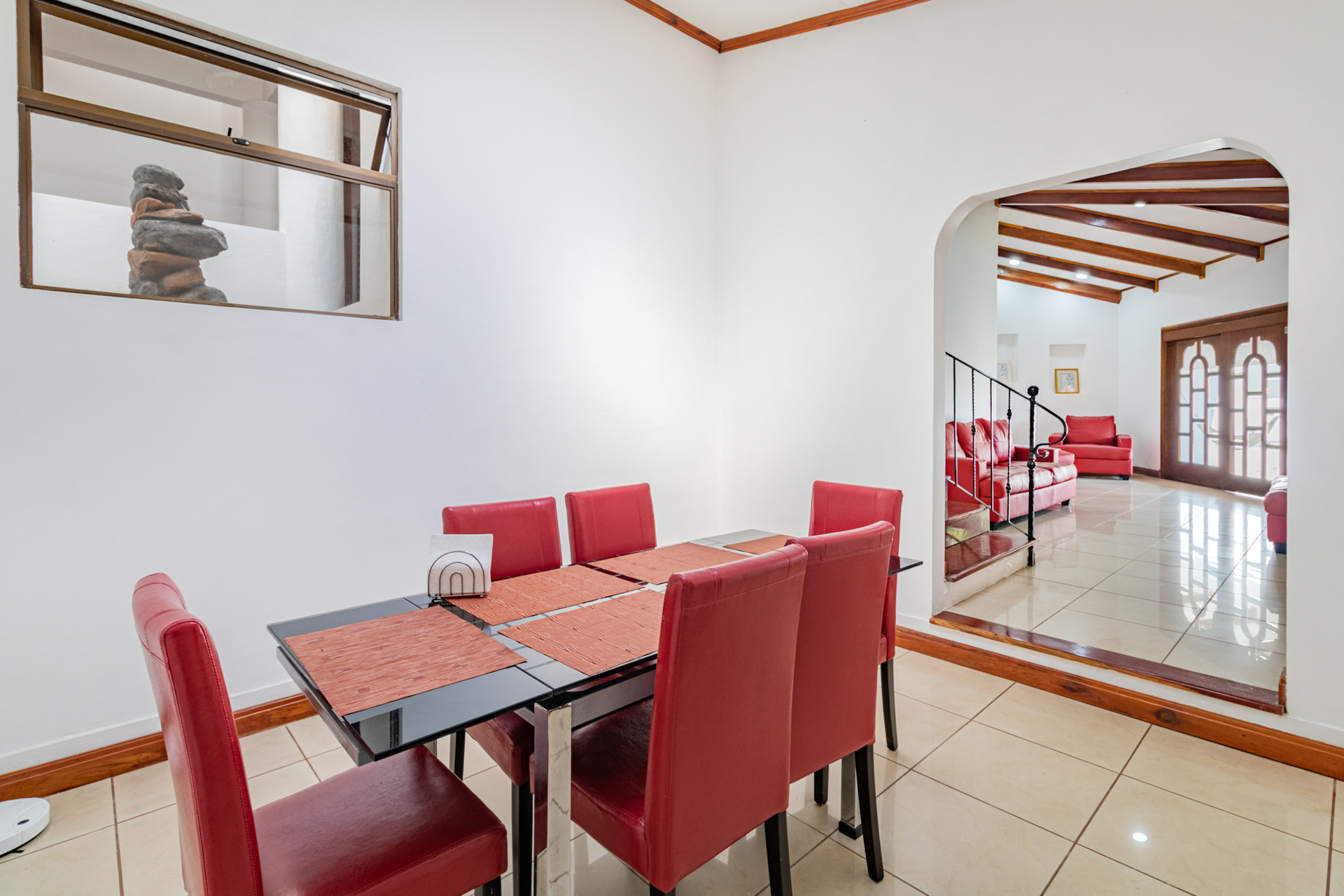 Casa en Alquiler con balcon Guayabos Curridabat