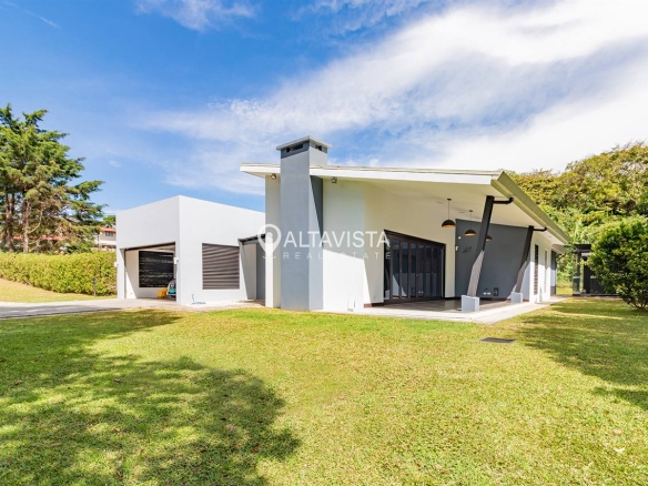 Casa en Venta Heredia