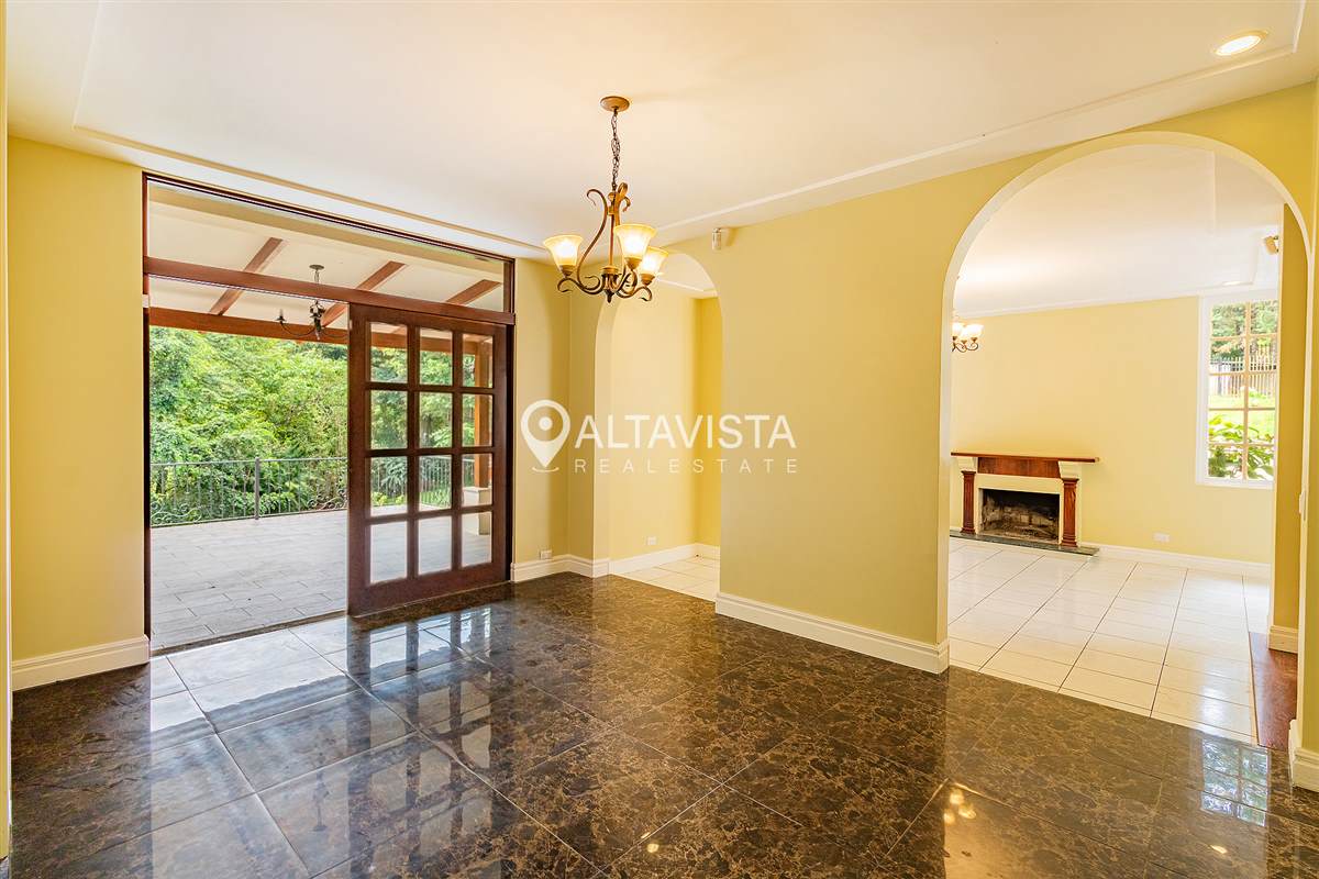 Casa en Venta Residencial Apacibles Valles