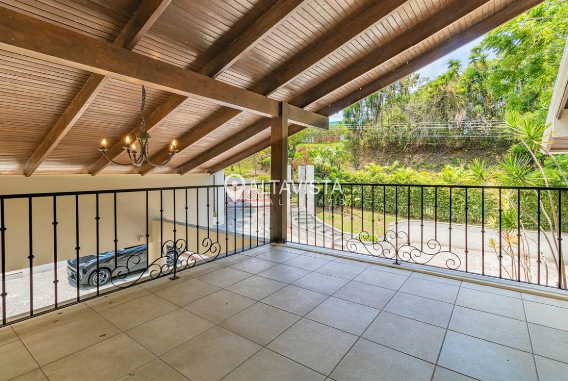 Casa en Venta Residencial Apacibles Valles