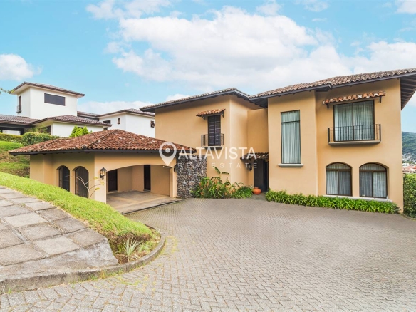 Casa en venta Guayacan real