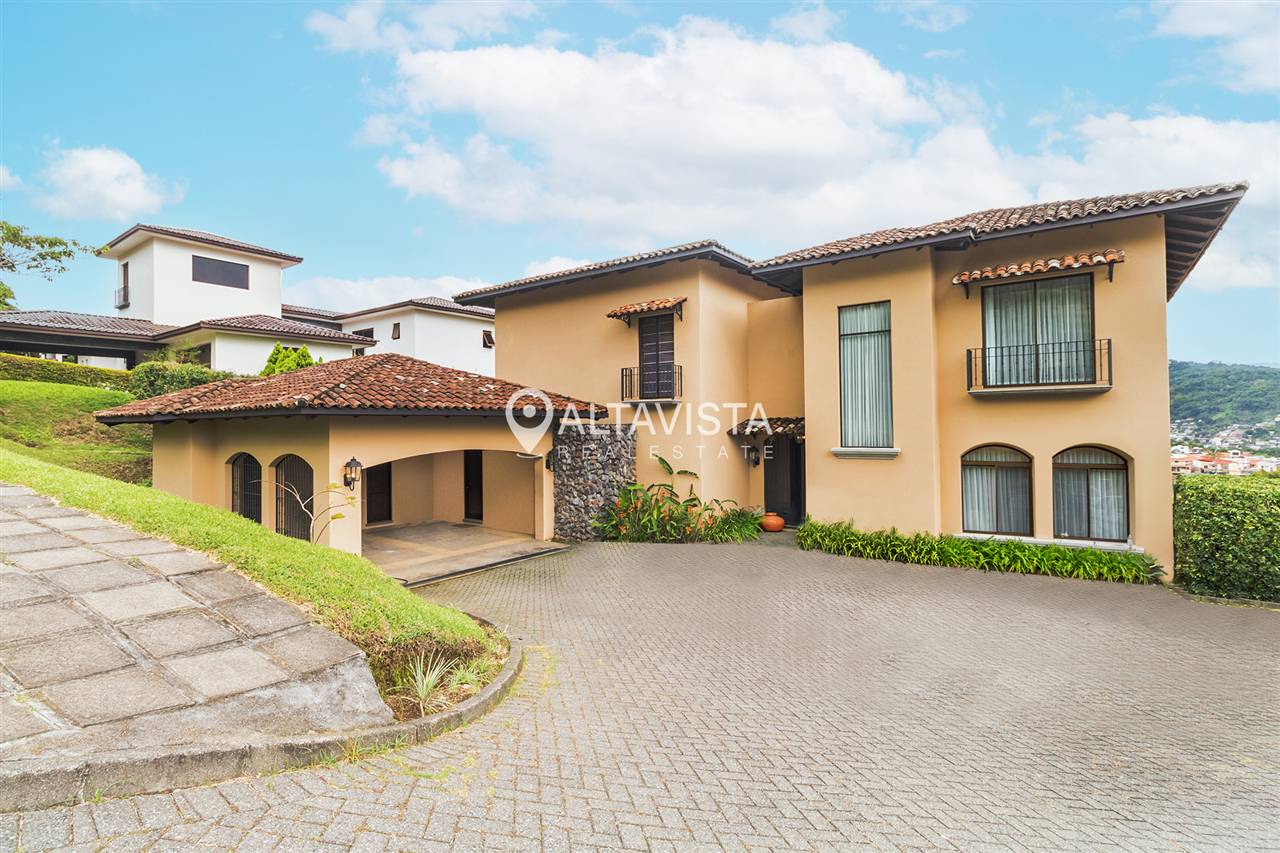 Casa en venta Guayacan real