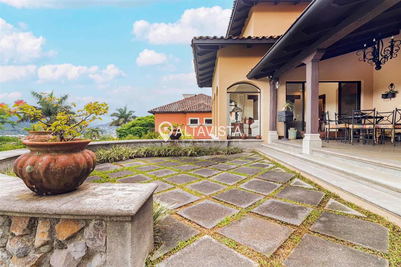 Casa en venta Guayacan real