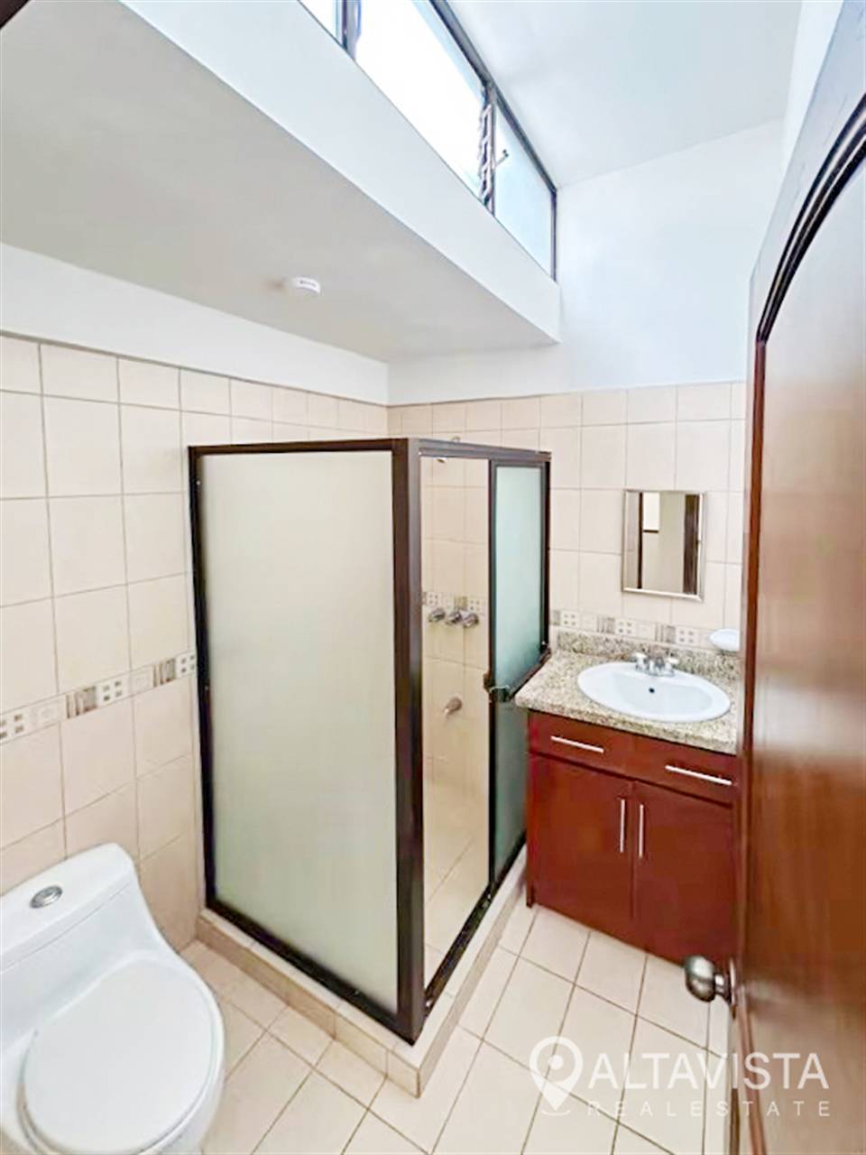 Condominio en Pinares de Curridabat