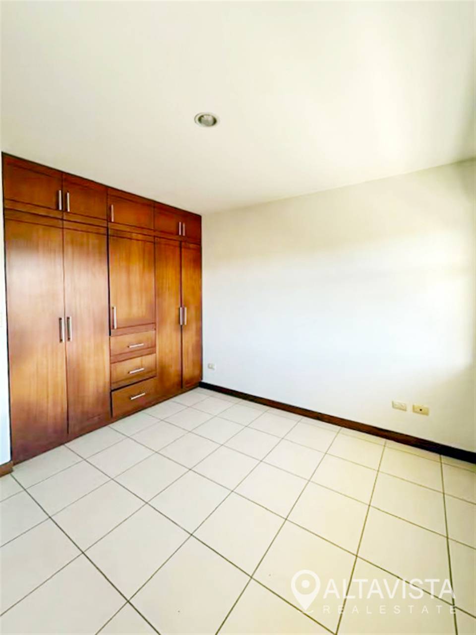 Condominio en Pinares de Curridabat