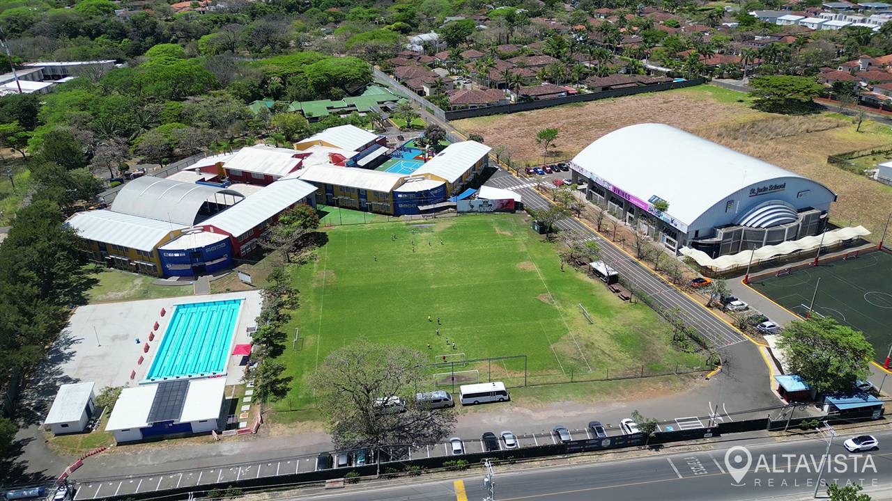 Condominio In Novo Lindora