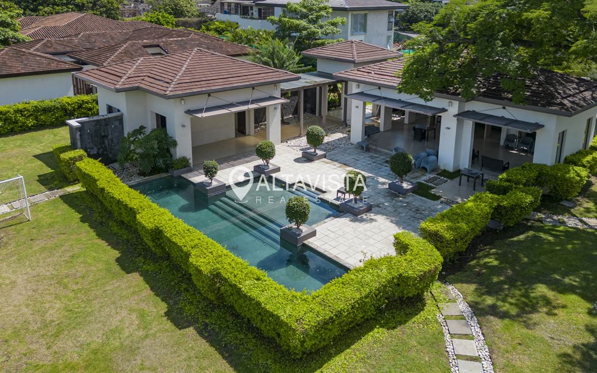 Condominio NYA Lindora