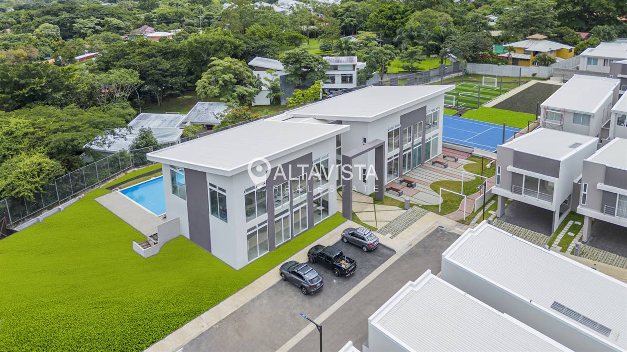 Condominio Nasara Río Oro