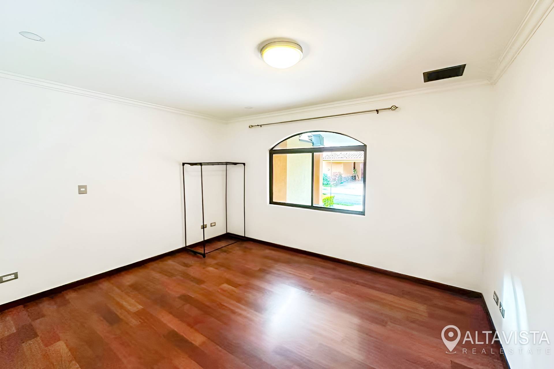 Condominio Prados del oeste 4