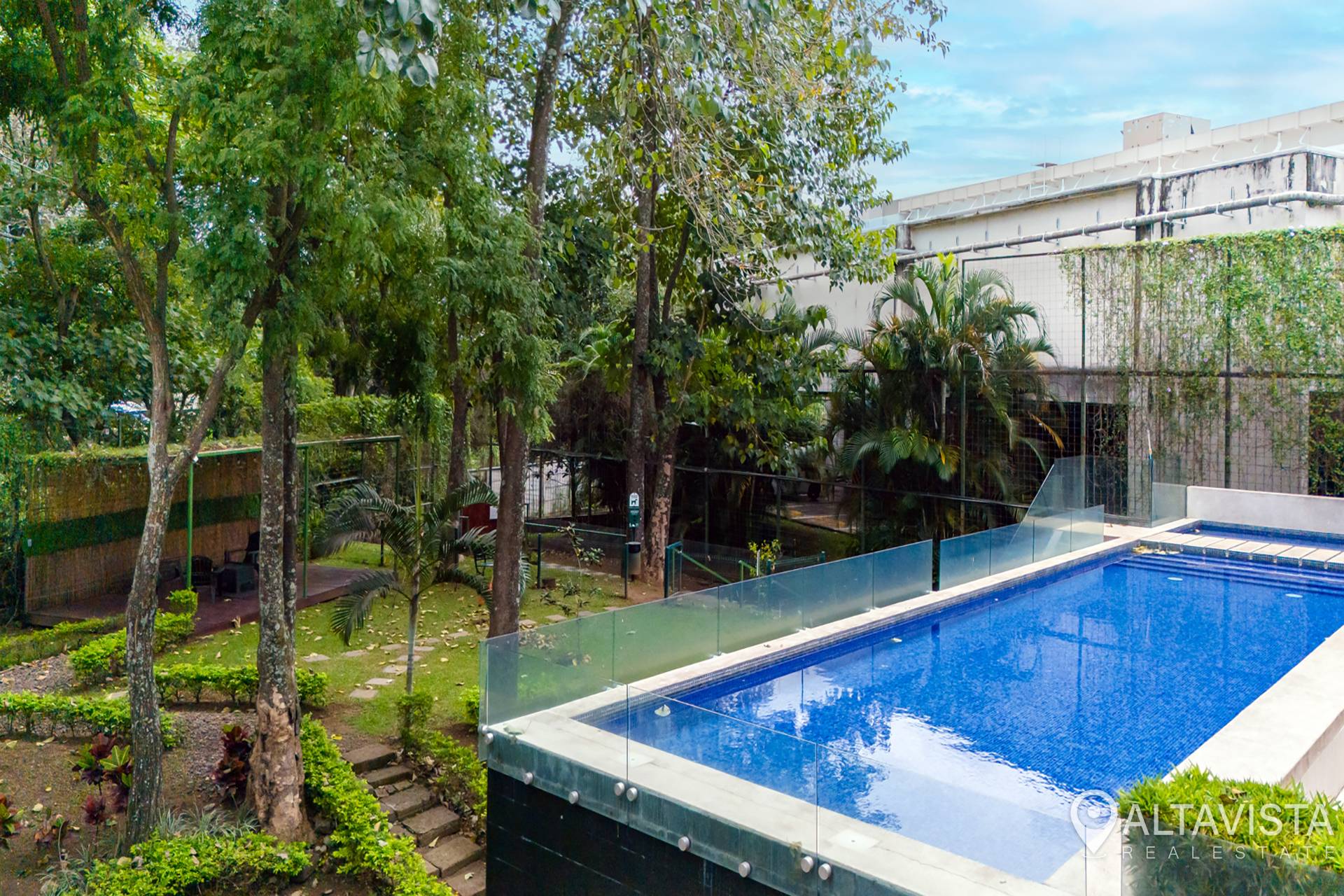 Condominio en Santa Ana