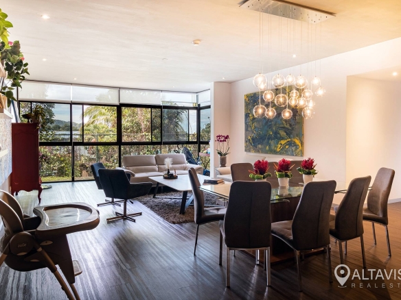 Condominio en Santa Ana