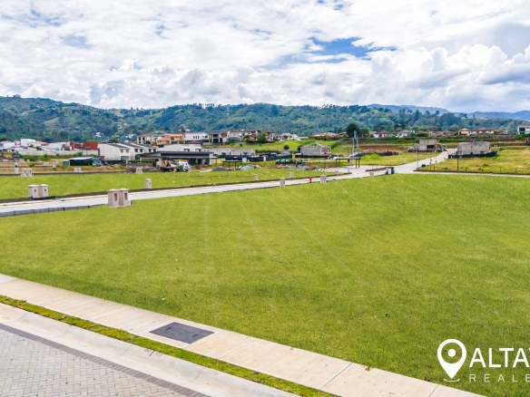 Condominio avenida del este