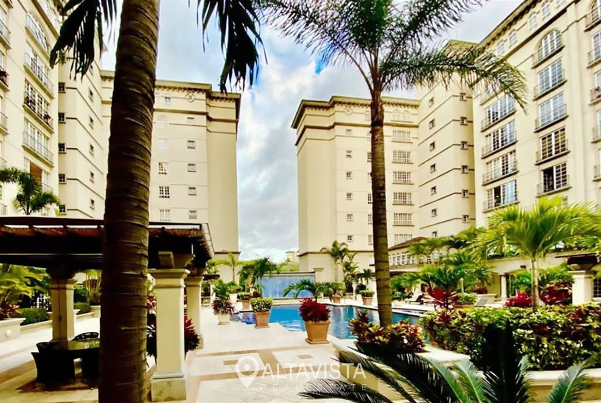 El Cortijo Los Laureles