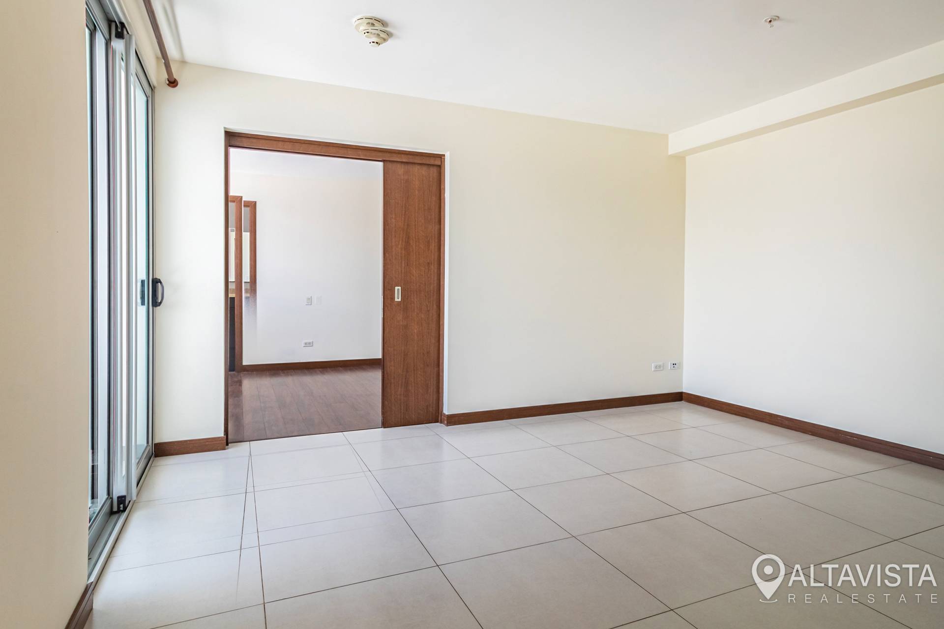 Condominio roble sabana