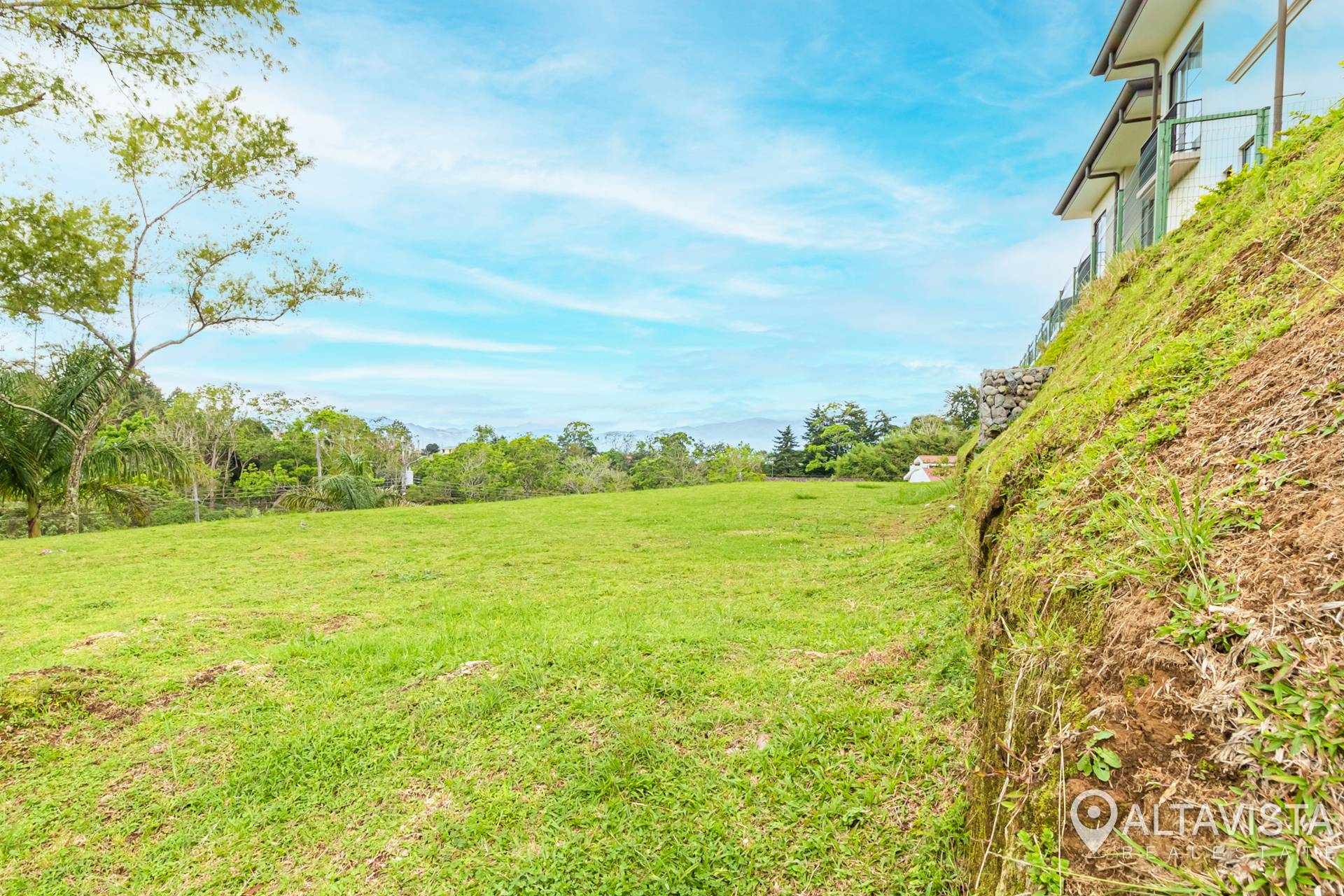 Lote en Montes de Oca