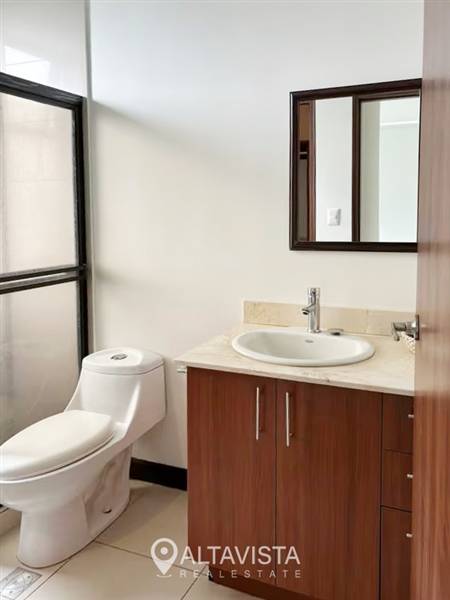 Torres de San Marino en Heredia