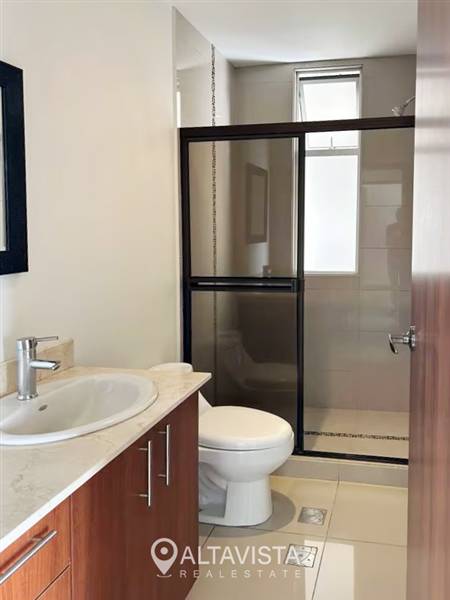 Torres de San Marino en Heredia