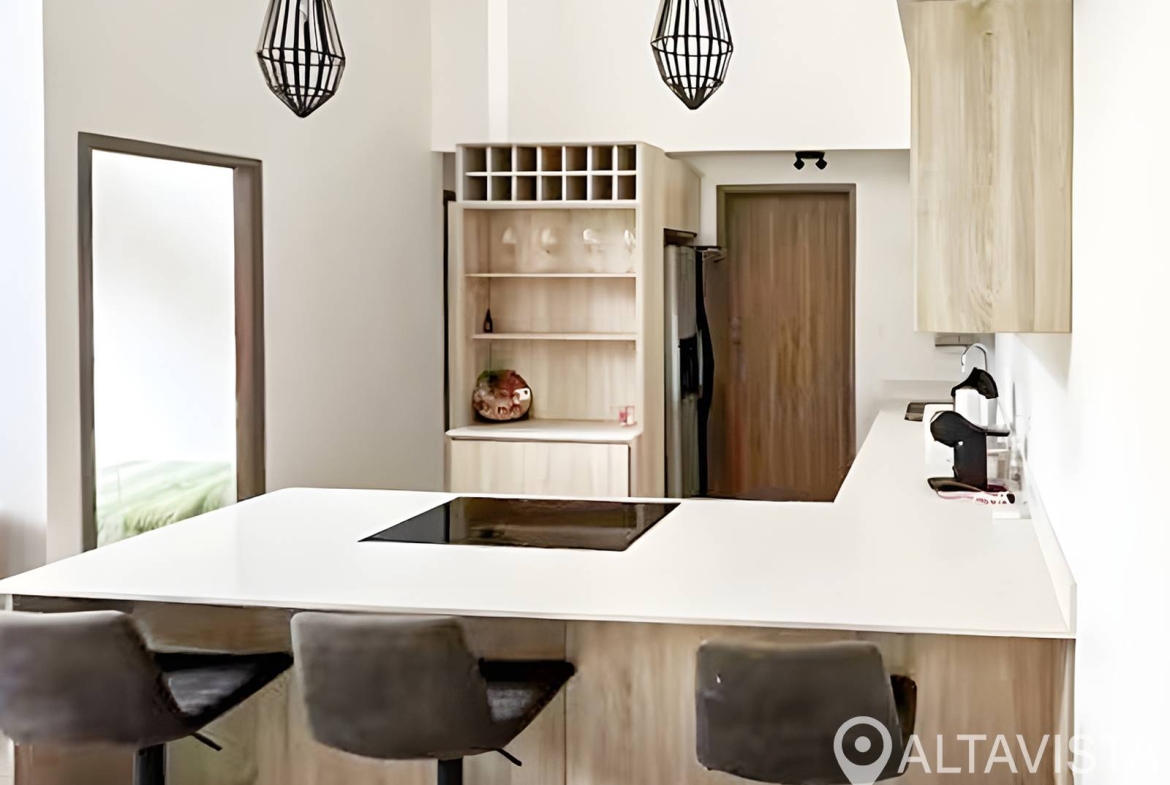 Venta de casa en condominio bari