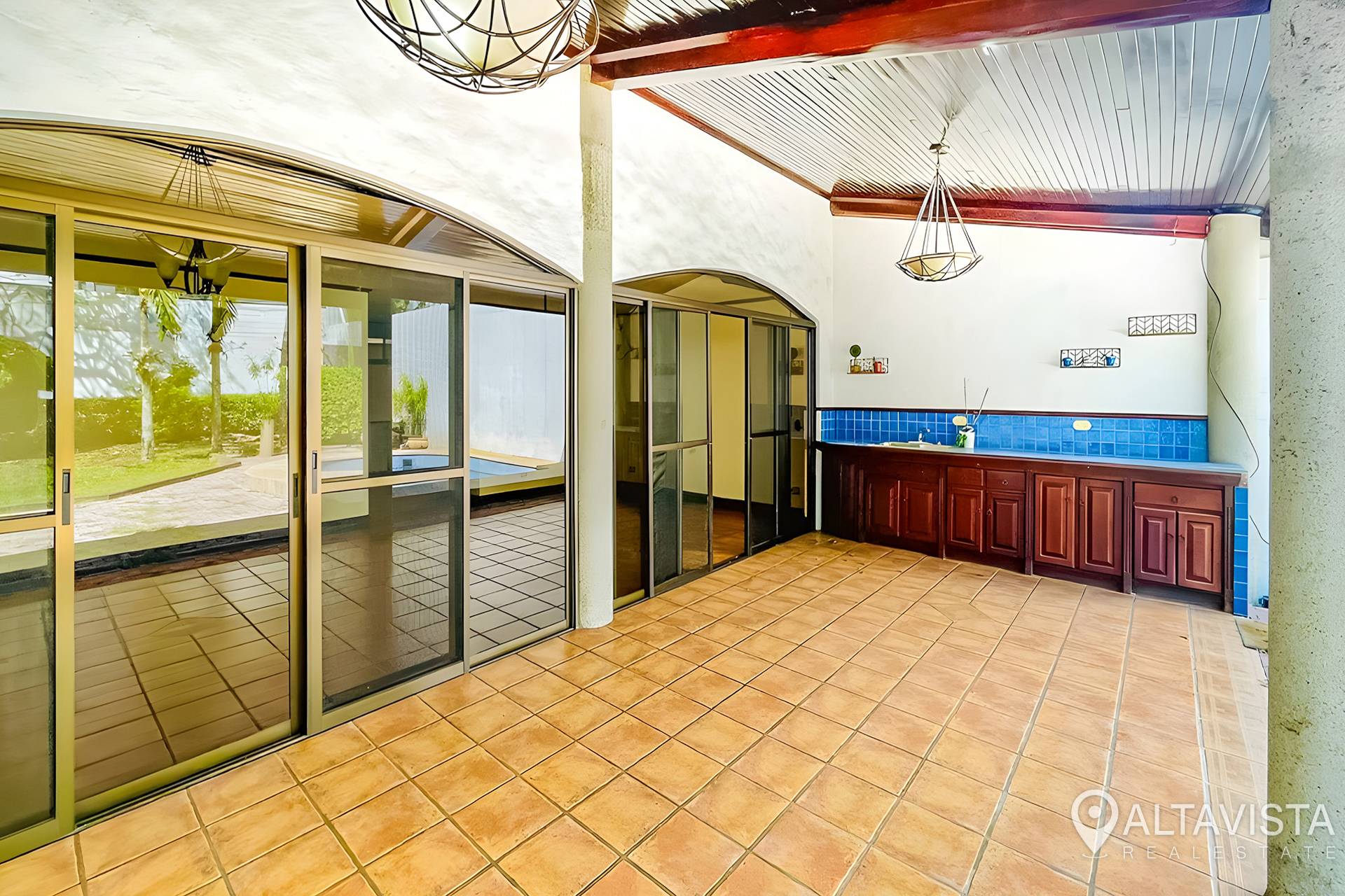 Venta de casa en condominio praderas del sol-7 Casa en venta condominio Santa Ana