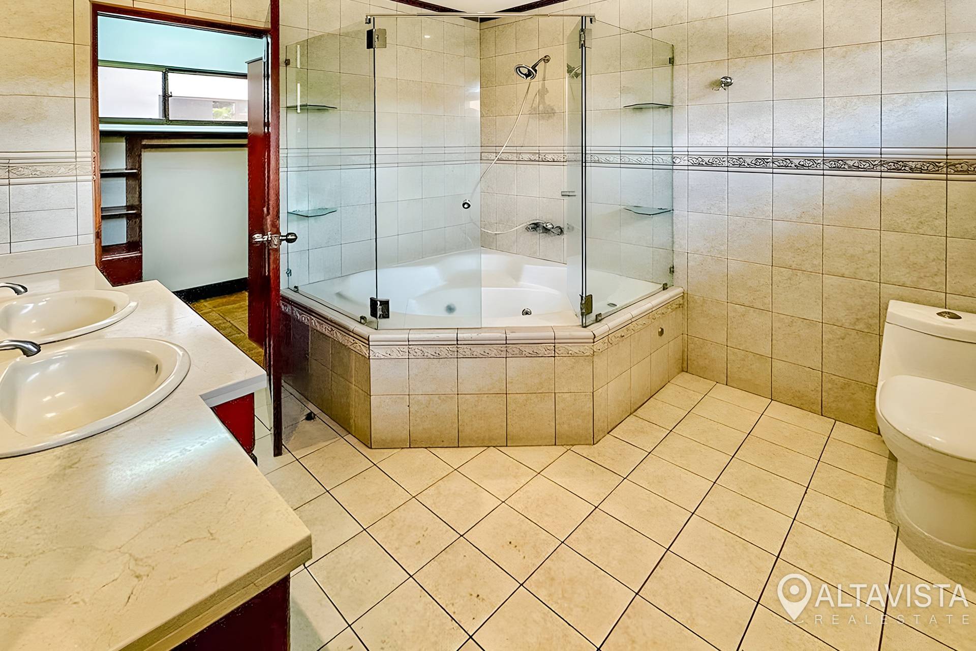 Venta de casa en condominio praderas del sol-9.1 Casa en venta condominio Santa Ana