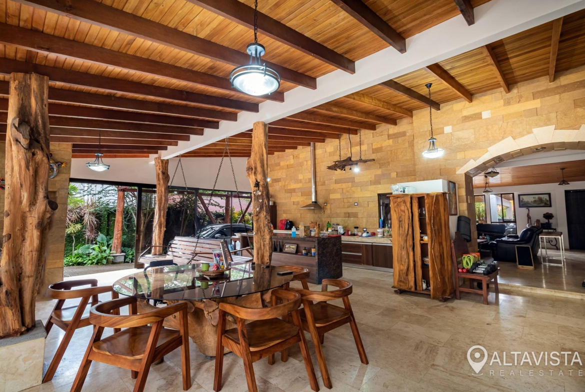 venta de Casa en Santa Ana