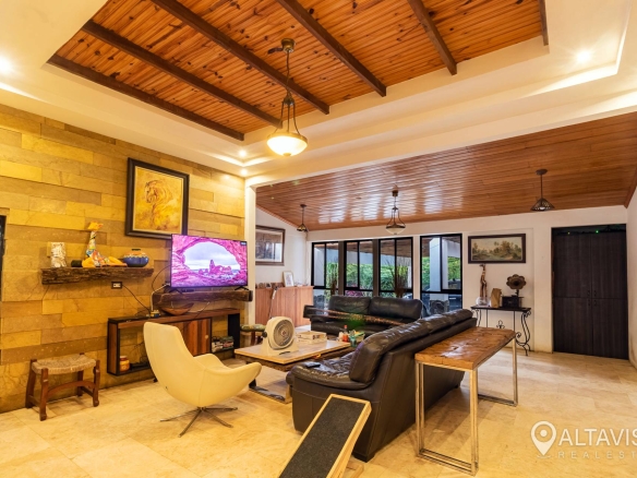 venta de Casa en Santa Ana