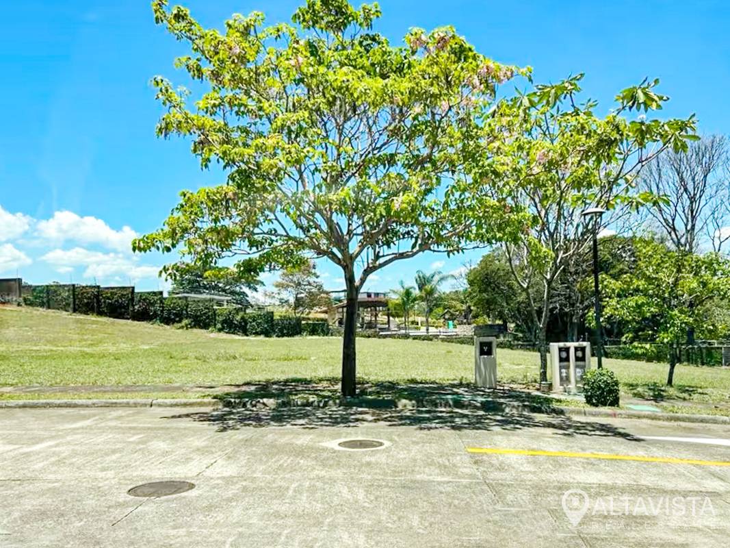 venta de lote en condominio la cañada